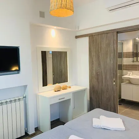 Modern Cycladic Sea View House *