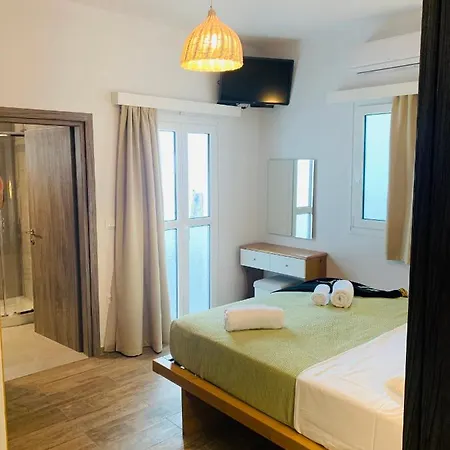 Modern Cycladic Sea View House אורנוס